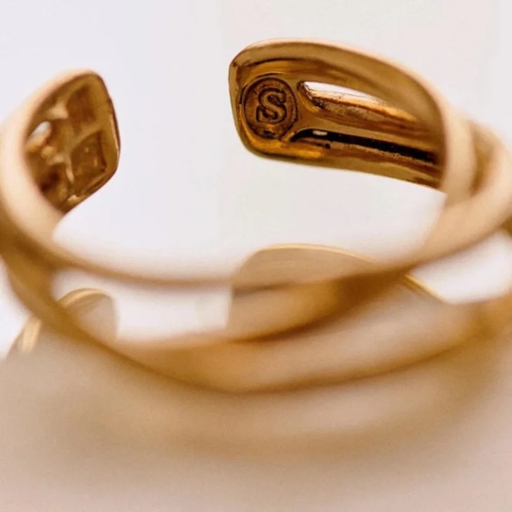 Sezane Gold Chiara Ring - Picture 5 of 9